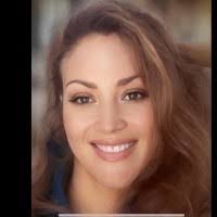 Carol Orellana's Instagram, Twitter & Facebook