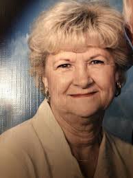 Mary Bequette's Instagram, Twitter & Facebook