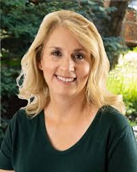 Deborah Ferrari's Instagram, Twitter & Facebook