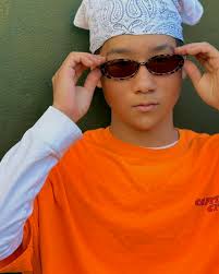 Everyone except me 😇 #music #musician #band #college #collegelife #fyp  #viral #suzume