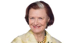 Durch die gemeinsame arbeit werden bei tine und ole anscheinend alte gefühle wach. Die Darsteller Rote Rosen Rote Rosen Ard Das Erste