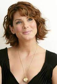 Frisuren Naturwelle Mittellang Coole Frisuren Mittellange Haare Dauerwelle Frisur Naturwelle