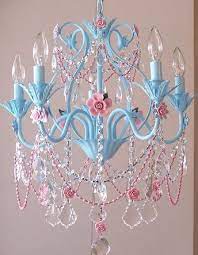 Aydınlatma için ideal avize, sarkıt modelleri ile siz de evlerinizi ışıl ışıl yapabilirsiniz. Avangard Avize Modelleri Avangard Mobilya Modelleri