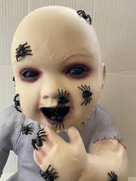 Spider Biter Billie Zombie Baby Decoration Halloween Décor Horror Décor