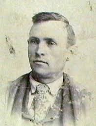 Clyde Pease's Instagram, Twitter & Facebook