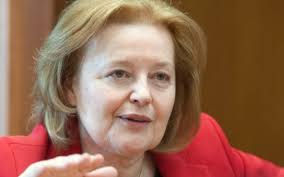 Viem, že s mojím herectvom svet nestojí ani nepadá a usilujem sa sústrediť na veci. Magda Vasaryova Opet Moralizovala A Burcovala Tentokrat Intelektualy Aby Promluvili A Tak Se I Stalo Odpovedeli Tri Vynikajici Cesti Lekari Krajske Listy Cz