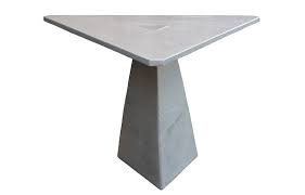 A triangle dining table the convenience of unusual shape. 20 Softly Shaped Curves Of Triangular Dining Tables Home Design Lover