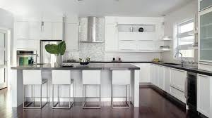 Hotte Avec Dosseret Qui Va Jusqu Au Plafond Kitchen Dinning Room Condo Kitchen Home Kitchens