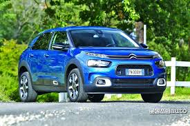 Citroën c4 cactus segue il medesimo filone. Nuova C4 Cactus Restyling Della Berlina Compatta Citroen