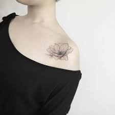 The white heart of the flowers contrasts with the pink and red outer shading of the petals. 20 Minimalistic Flower Tattoos For Women Tattooblend