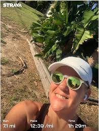 runner completes 10k under an hour