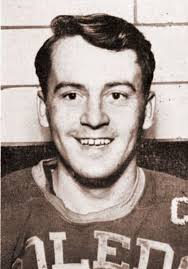 Player photos for the 1949-50 Chatham Maroons at hockeydb.com