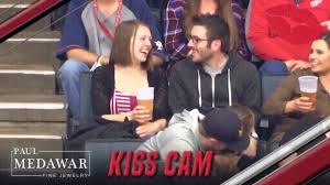 Kiss kiss, cam cam at the transcripts wiki]. Gif I Was Featured On The Kiss Cam Foreveralone