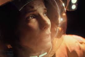 With sandra bullock, george clooney. Watch Two New Stunning Clips From Alfonso Cuaron S Gravity