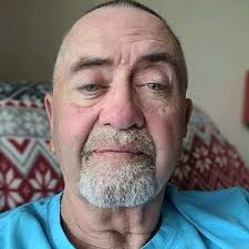 🌈Dan Chiasson (@dan.chiasson)