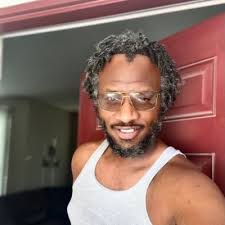 Deishuan Booker (@deideibooker)