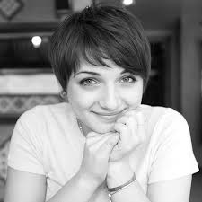 Leading the Way: Women In Power: Howell, Janet, Howell, Theresa, Bye,  Alexandra, Akia, Kylie, Campbell, Cassandra, Clinton, Hillary Rodham:  9781978665477: Amazon.com: Books