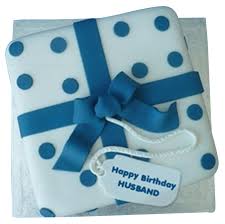 :) add a little flag with the number 1 for a complete hole in 1 look. Husband Birthday Cake