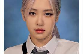 Pin oleh hellokittysmother di レッドベルベット