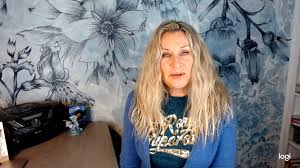 Over a period of ten years the beings of light and dragons instructed christine, leading her to give meditative dragon trance journeys and dragon workshops. Christine Arana Fader Facebook