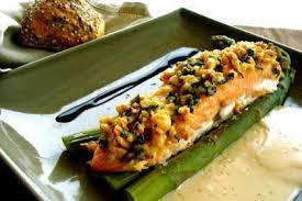 Crousti Saumon Asperges Sauce Cremeuse Au Citron Recette Ptitchef Recette Saumon Plat Sauce Cremeuse