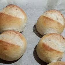 Weizenbrotchen Wie Vom Backer Rezept Weizenbrotchen Rezepte Lebensmittel Essen