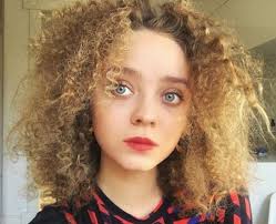 Lara jean's love life goes from imaginary to out of control when her secret letters to every boy she's ever fallen for are mysteriously mailed out. Netflix S To All The Boys I Ve Loved Before Meet The Cast Popbuzz