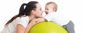 Kami dari tim ahli nutriclub akan menjelaskan kepada ibu tentang perkembangan bayi usia 11 bulan. Perkembangan Bayi Usia 11 Bulan Nutriclub