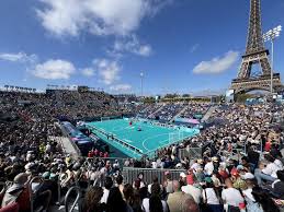 Eiffel Tower Stadium (Stade de la Tour Eiffel) Champ de Mars, Paris, France  : rstadiumporn