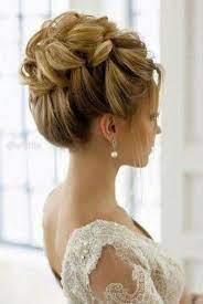 Coiffure De Mariee 2017 Coiffure De Mariage 2019 150 Modeles Pour Rever Coiffure De Mariage Chignon Chignon Mariee Chignon Haut Mariage