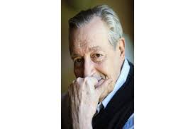 Agustín Alezzo. “El teatro me enseñó todo lo que sé y soy”