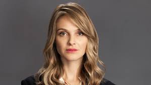 Beau is usually a name for a guy and it's also beautiful for french , he is the best friend , beau is really nice so sometimes he gets used and played by people , beau has super pretty eyes and. The Good Doctor Beau Garrett Spielt Jessica Preston