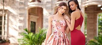 What Is Homecoming? - Homecoming Vs. Prom And Why We Celebrate It