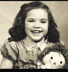 Family Christmas photo in 1966