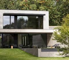 Bentuk jendela persegi panjang susun tiga memberikan kesan unik dan trendi. Yuk Cari Tahu Cara Membuat Dak Beton Plus Kelebihan Kekurangannya Rumah123 Com