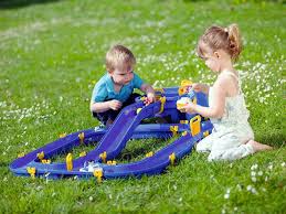 Super Spielzeug Meine Kinder Lieben Es Sie Spielten Wie Verruckt Damit Wahrend Wir Es Zusammensetzten Bev Geschenkideen Kinder Big Waterplay Pool Spielzeug