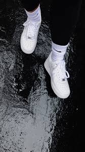 Pin By Melissa S Outfit Tracker On Photography Sneakers Casual College Outfits Shoes