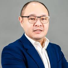 Came across this interesting survey done in 2007 that showed Singaporeans  as the fastest walkers in the world. When I was living in Thailand, my  local colleagues mentioned that I looked just