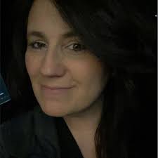 Tammy Bertelsen's Instagram, Twitter & Facebook