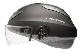 Fahrrad Und E Bike Helm Mit Eingebautem Rucklicht Mit Bildern Bike Helm