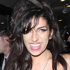 Drogen, tot, alkohol ▪ abonnieren: Pin Auf Amy Amy Amy