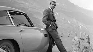 Sean connery carried it off with icily disdainful style, perhaps at the baccarat table, in full evening dress with a cigarette hanging from his lips. Every Sean Connery James Bond Movie Ranked Worst To Best