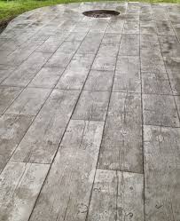 Pin De Lisa Kellerman En Stamped Concrete Pisos Para Patios Exteriores Piso Para Patio Patios Exteriores