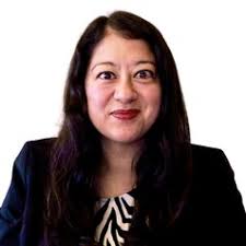 Tara Quinlan's Instagram, Twitter & Facebook