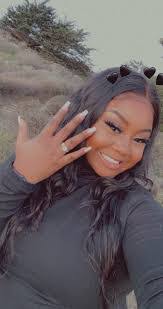 Rebecca Romine's Instagram, Twitter & Facebook