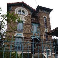Maisonmeuliere Sur Instagram Details Meuliere Meuliere Meuliereaddict Maison1900 Maisonmeuliere M Maison Meuliere Maison Bourgeoise Maison Parisienne