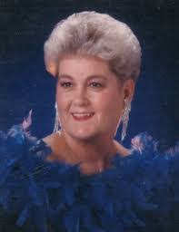 Mai Davis's Instagram, Twitter & Facebook