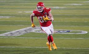 Buzzfeed staff the more wrong answers. Travis Kelce S Fantasy Football Value Warrants An Early Round Pick