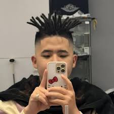 接續第1篇未完成之內容: (2)李晧貞曾經不只兩次以上，在台灣拍攝相關Youtube影片時，提到過台灣天氣非常之炎熱，讓她不能習慣。  (3)晧禎在來到台灣之後，2S娛樂公司一直沒有幫忙尋照在台的租屋處或是提供租屋補助。 這對於想要到台灣發展除了球場之外，場外的商業代言廣告 ...