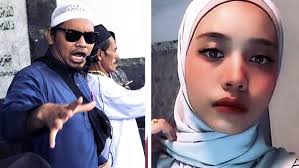 Pu abu dan isteri pertama. Mata Hana Lebbam Bukan Ditmbuk Oleh Dia Tapi Pu Abu Akui Dalam Proses Cerrai Isteri Kedua Berita Jalan Kami